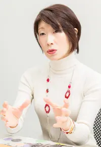 藤尾美佐先生
海外企業で働き、日本人とそれ以外の人の差を感じた