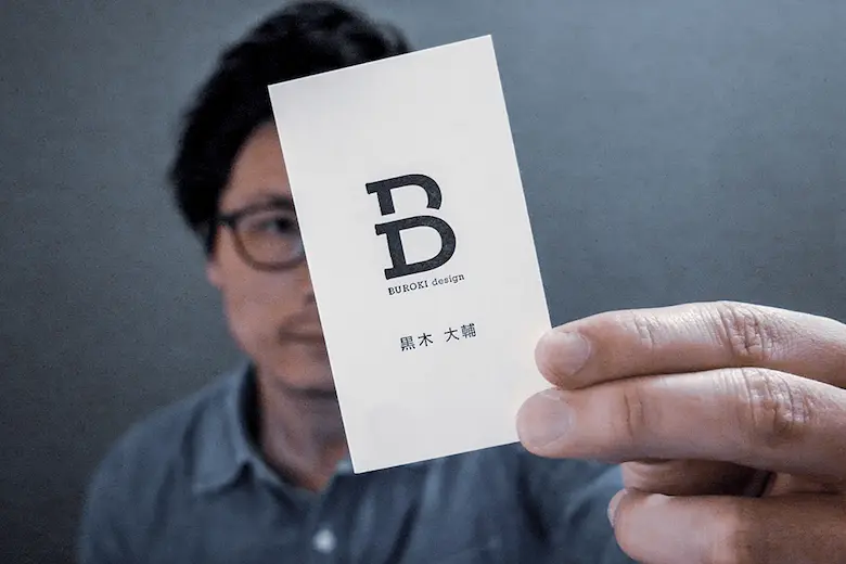 2019年に開業。「BUROKI design」としてフリーランスに