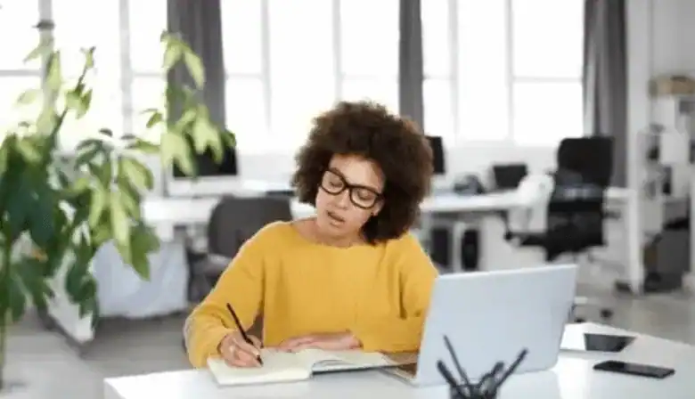 家では勉強や仕事に集中できない人