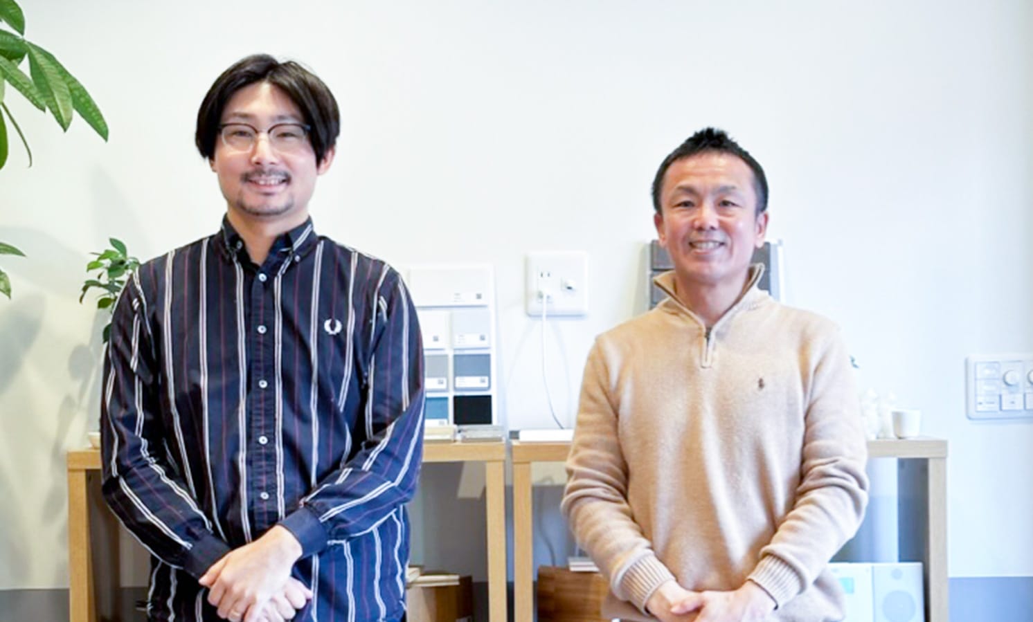 画像:(左)ストレンジブレイン代表 岡田/(右)スマイルフィット45 小林さま